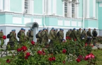 90 десантников посетили Дивеевский монастырь